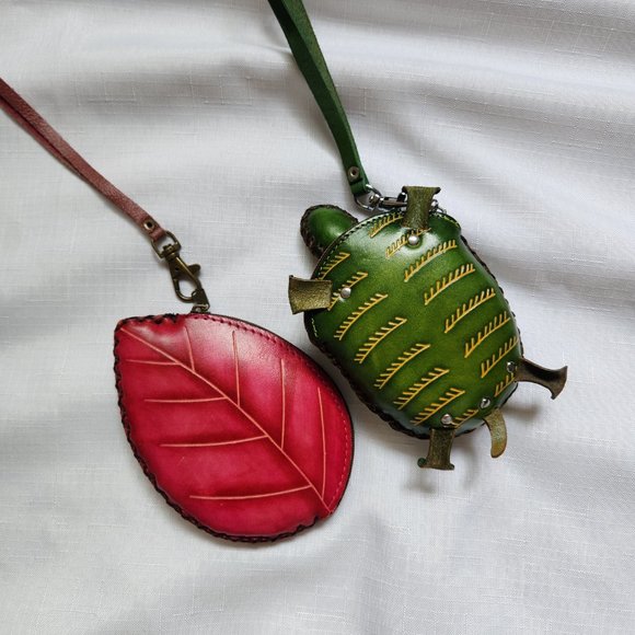 Green Turtle + Red Maple leave Leather Coin/ Change Bags / Wristlets for 1 Price - Picture 2 of 16